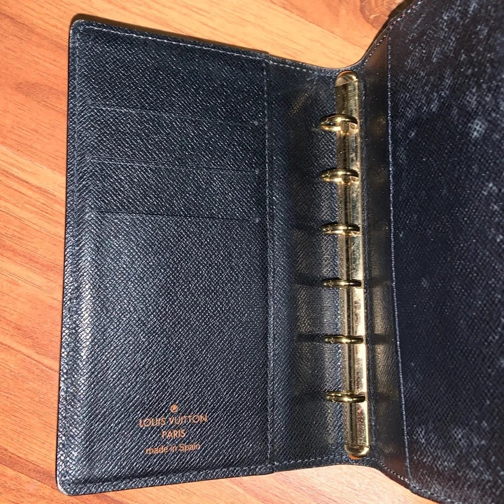 Authentic Louis Vuitton Epi Leather Agenda